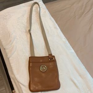 Michale Kors CrossBody Purse